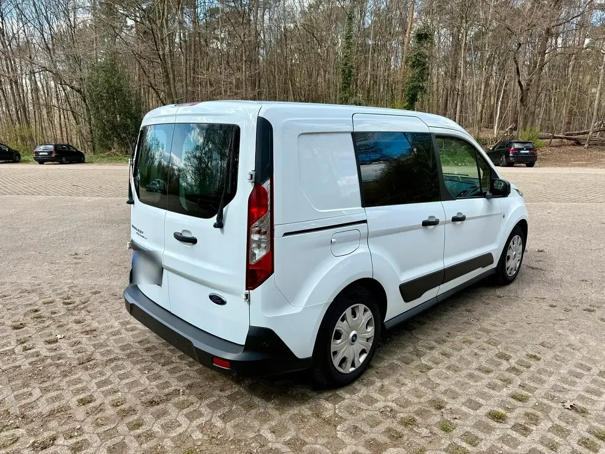 Gebraucht Ford Transit Connect 101 PS (74 kW) 2019 Weiß Van / Kleinbus
