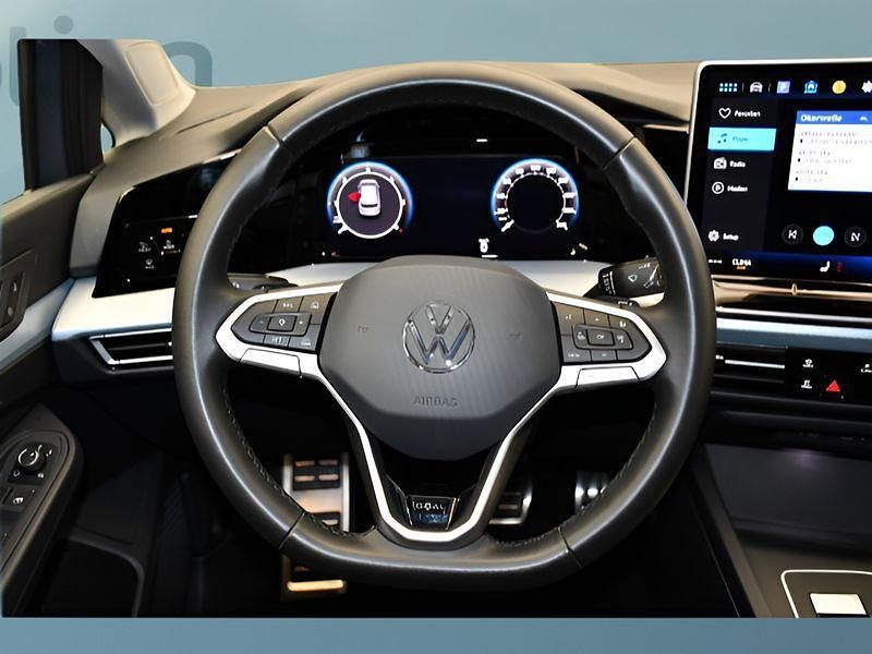 Gebraucht VW Golf VIII 150 PS (110 kW) 2025 Grau Kleinwagen