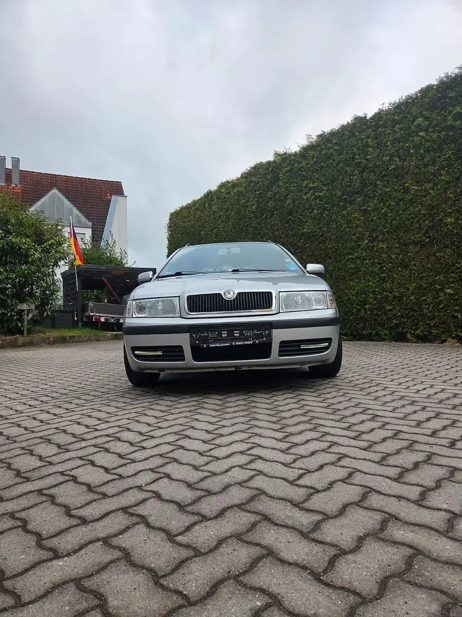Gebraucht Skoda Octavia Ambiente 102 PS (75 kW) 2003 Silber Kombi