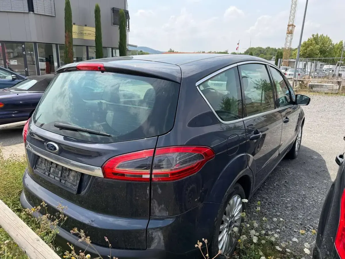 Gebraucht Ford S-MAX Titanium 163 PS (119 kW) 2012 Schwarz Van / Kleinbus