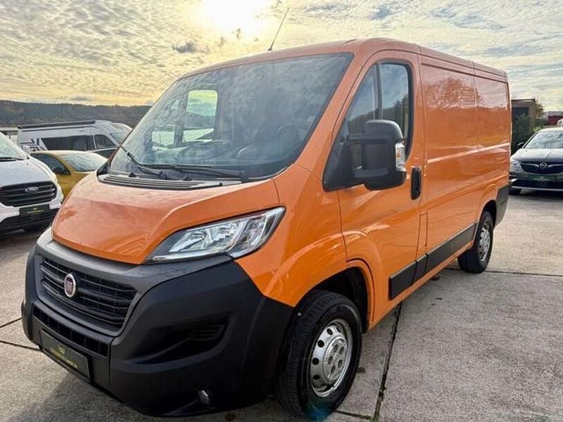 Gebraucht Fiat Ducato 140 PS (102 kW) 2020 Orange Van