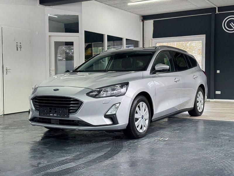 Gebraucht Ford Focus Titanium 120 PS (88 kW) 2019 Silber Kombi