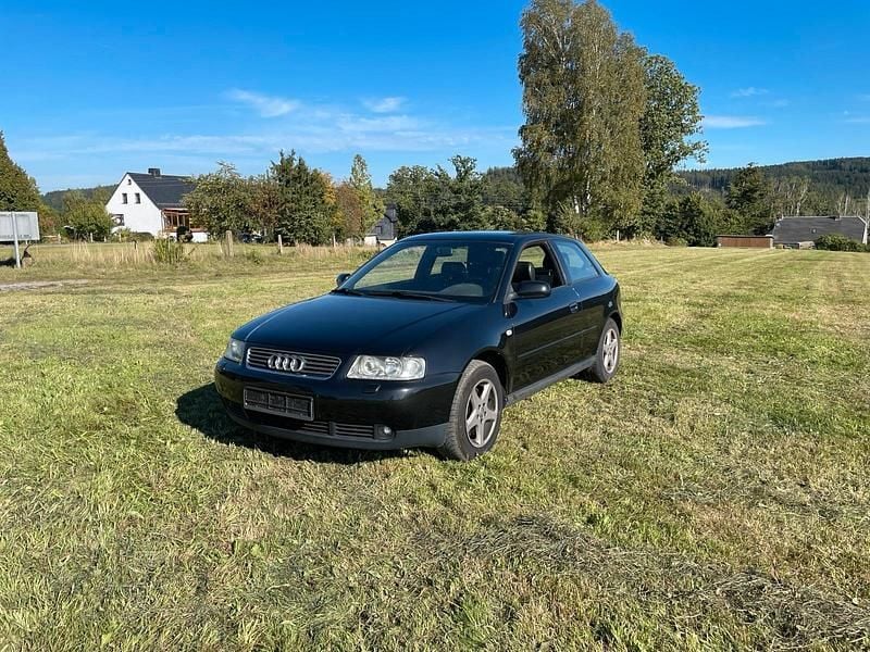 Schwarz Gebraucht 2001 Audi A3 S-Line Kleinwagen | 2.500 € (Fairer Preis) - Bild 1/4