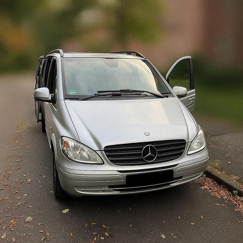Silber Gebraucht 2005 Mercedes Viano Van / Kleinbus | 6.800 € (Superpreis) - Bild 1/4