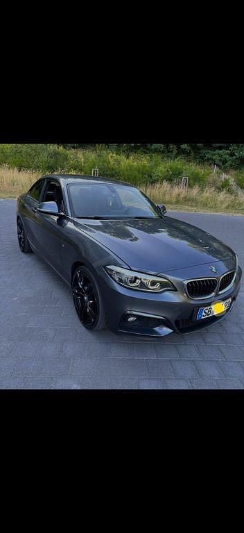 Grau Gebraucht 2017 BMW 218 M Sport Coupé | 14.000 € (Guter Preis) - Bild 1/4