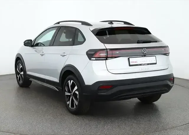 Gebraucht VW Taigo 116 PS (85 kW) 2025 Silber SUV