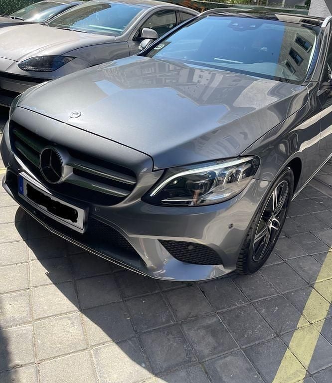 Grau Gebraucht 2020 Mercedes C220 Kombi | 32.990 € (Fairer Preis) - Bild 1/4