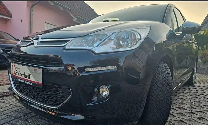 Gebraucht Citroën C3 SELECTION 68 PS (50 kW) 2014 Blau Limousine