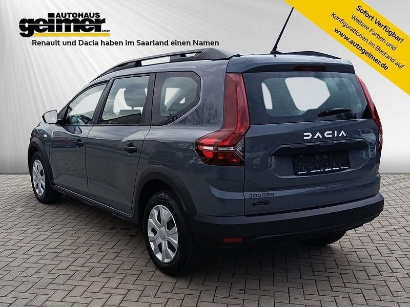 Gebraucht Dacia Jogger Essentiel 110 PS (80 kW) 2023 Grau Van / Kleinbus