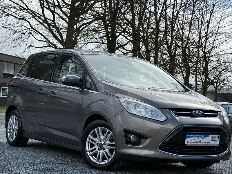 Gebraucht Ford Grand C-Max Titanium 140 PS (102 kW) 2014 Braun Van / Kleinbus