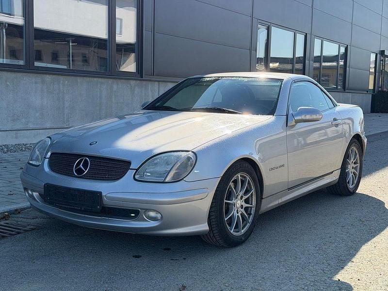 Gebraucht Mercedes SLK200 163 PS (119 kW) 2002 Silber Cabrio