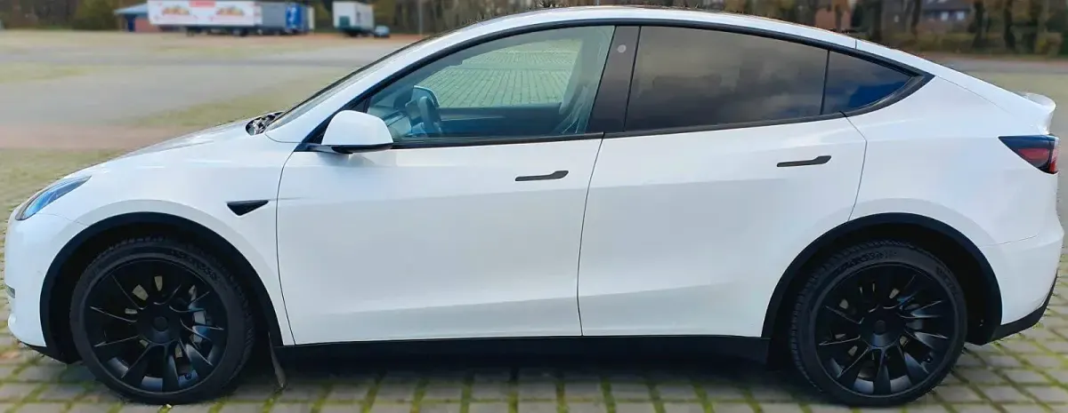 Gebraucht Tesla Model Y Long Range AWD 378 kW (514 PS) 2022 Weiß SUV