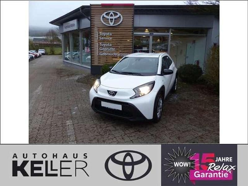 Schneeweiß Neu 2025 Toyota Aygo X X-play SUV | 17.950 € (Fairer Preis) - Bild 1/4