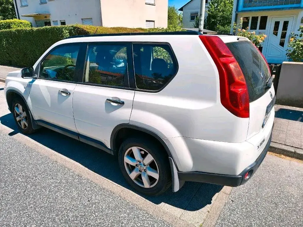 Gebraucht Nissan X-Trail 150 PS (110 kW) 2010 Weiß SUV