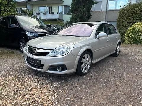 Gebraucht Opel Signum Edition+ 150 PS (110 kW) 2007 Silber Kleinwagen