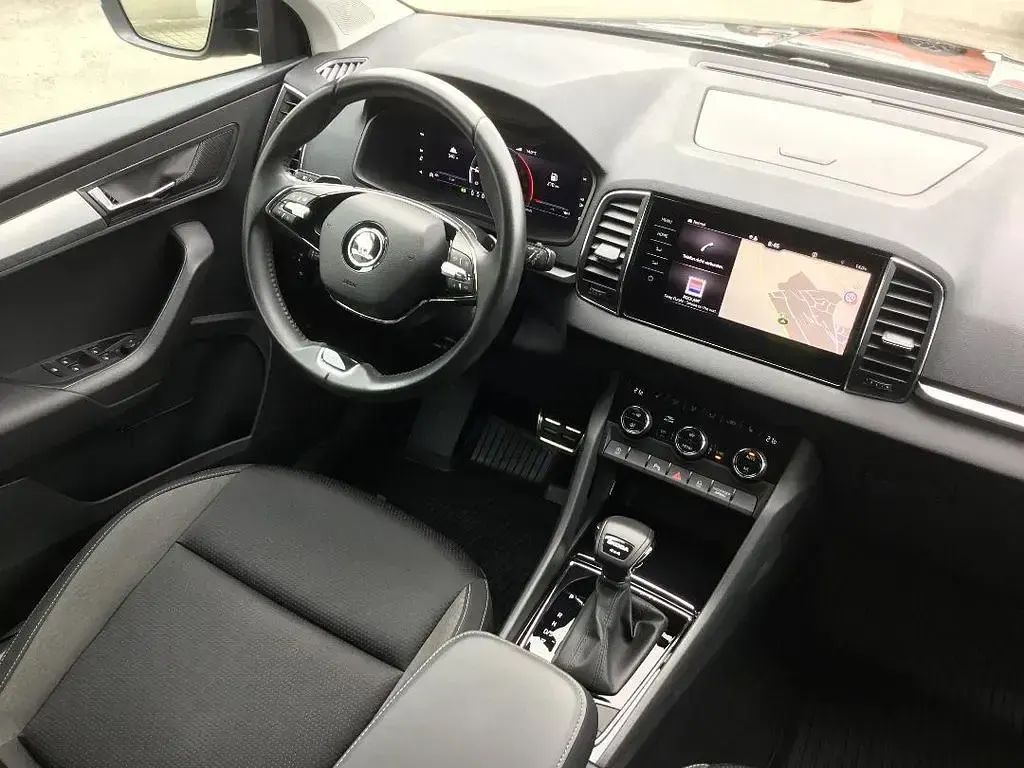 Gebraucht Skoda Karoq Ambition 150 PS (110 kW) 2023 Blackmagic perleffekt SUV