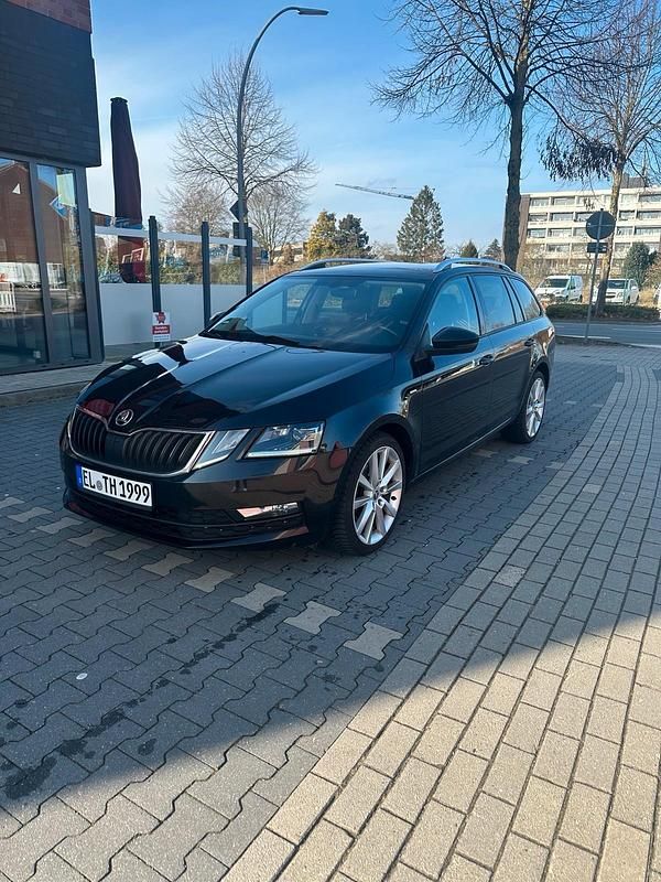 Gebraucht Skoda Octavia Clever 150 PS (110 kW) 2018 Kombi
