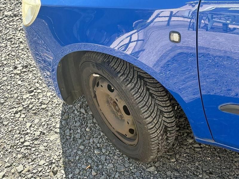 Gebraucht Skoda Fabia Ambiente 60 PS (44 kW) 2007 Modra dynamique/dynamic blau Limousine