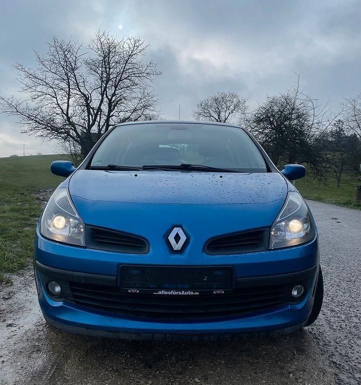 Gebraucht Renault Clio II Dynamique 111 PS (81 kW) 2006 Blau Limousine