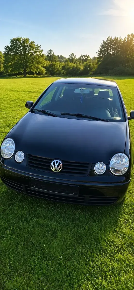 Używany VW Polo 54 KM (39 kW) 2004 Czarny Hatchback