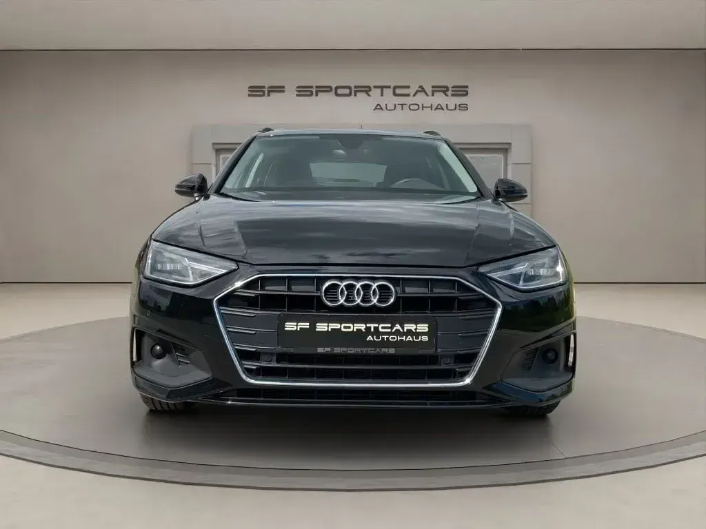 Gebraucht Audi A4 Advanced 163 PS (119 kW) 2019 Schwarz Kombi