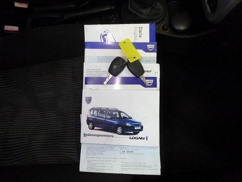 Gebraucht Dacia Logan MCV 105 PS (77 kW) 2009 Platingrau Kombi