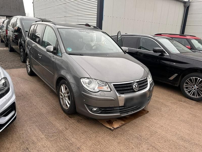 Gebraucht VW Touran 140 PS (102 kW) 2008 Schwarz Van / Kleinbus