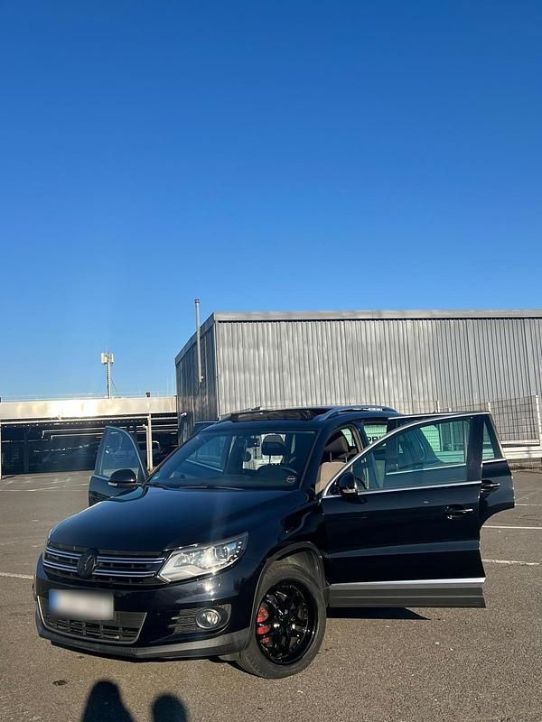 Gebraucht VW Tiguan 140 PS (102 kW) 2012 Schwarz SUV