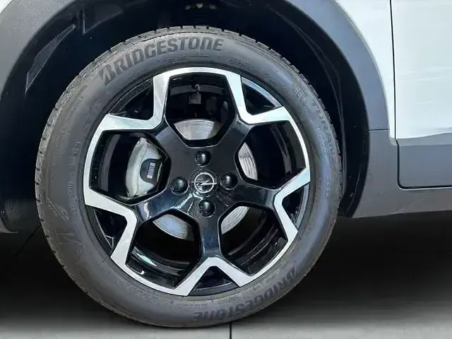 Gebraucht Opel Crossland Ultimate 110 PS (80 kW) 2024 Weiß SUV