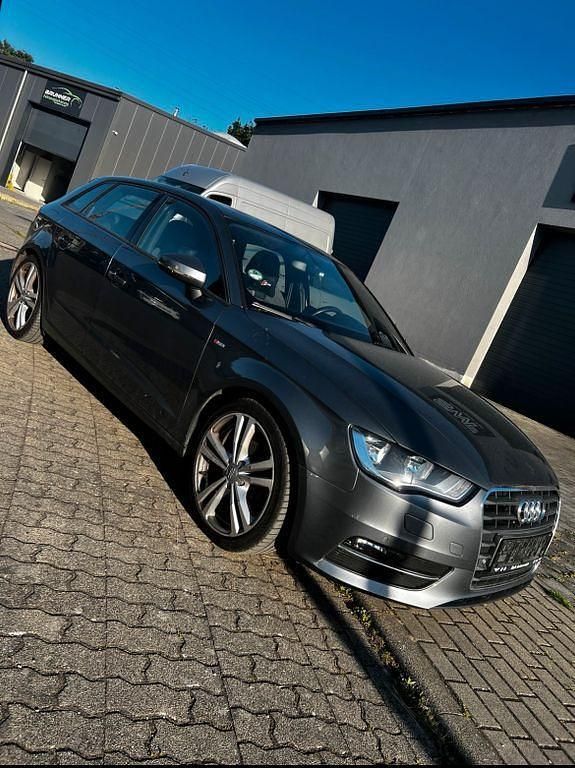 Gebraucht Audi A3 S-Line 150 PS (110 kW) 2015 Grau Limousine