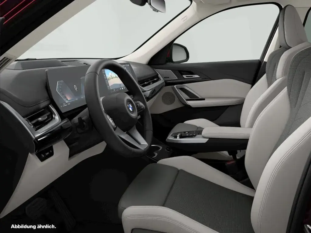 Gebraucht BMW X1 Comfort Edition 150 PS (110 kW) 2025 Fire red metallic SUV