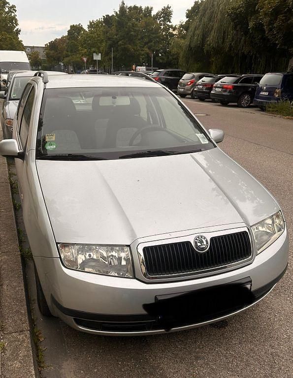 Silber Gebraucht 2004 Skoda Fabia Classic Kombi | 999 € (Superpreis) - Bild 1/4