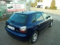 Usata Audi A3 Attraction 90 CV (66 kW) 2000 Blu Utilitaria