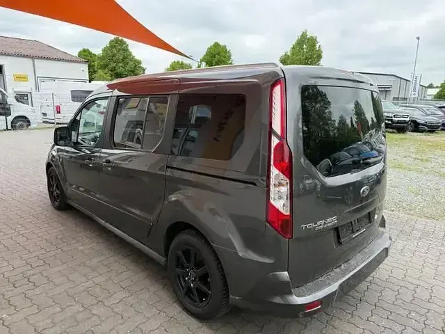 Gebraucht Ford Tourneo Connect Titanium 120 PS (88 kW) 2017 Grau Van / Kleinbus