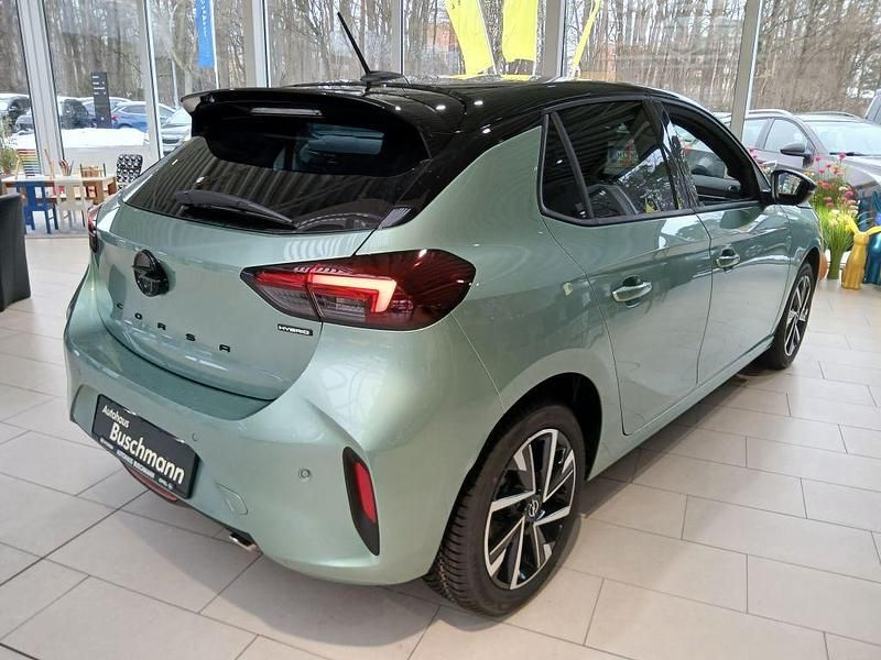 Gebraucht Opel Corsa 102 PS (75 kW) 2026 Eukalyptus grün Kleinwagen