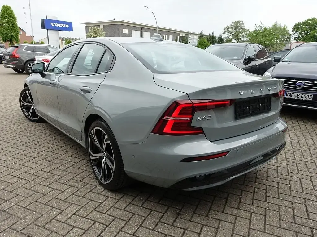 Gebraucht Volvo S60 Ultimate 250 PS (183 kW) 2023 Grau Limousine