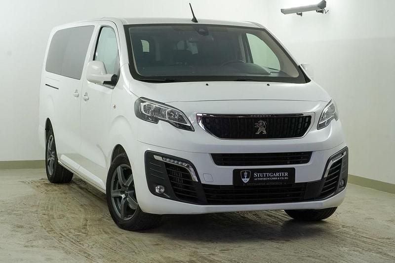 Weiß Gebraucht 2019 Peugeot Traveller Active Van | 26.900 € (Guter Preis) - Bild 1/4