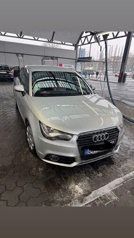 Gebraucht Audi A1 S-Line 122 PS (89 kW) 2010 Silber Kleinwagen