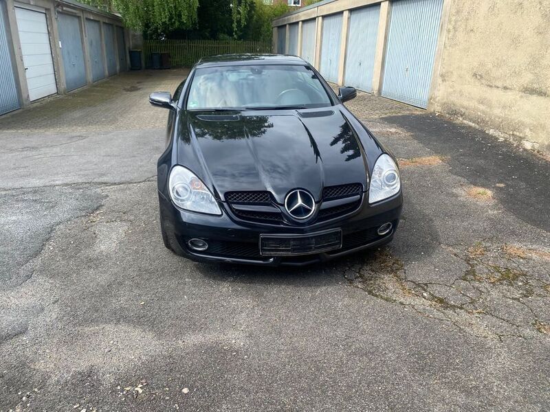 Schwarz Gebraucht 2008 Mercedes SLK280 Cabrio | 10.850 € (Fairer Preis) - Bild 1/4