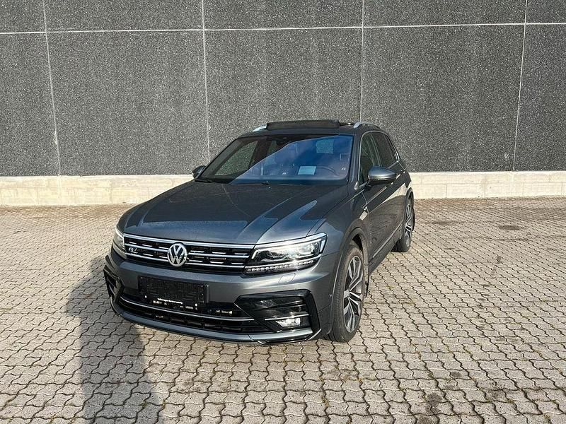 Grau Gebraucht 2019 VW Tiguan R-line SUV | 26.200 € (Guter Preis) - Bild 1/4