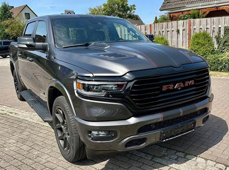 Grau Gebraucht 2022 Dodge Ram Abholung | 42.800 € (Superpreis) - Bild 1/4