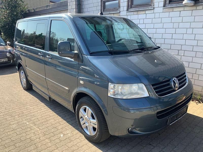 Gebraucht VW Multivan 174 PS (127 kW) 2006 Offroad grey metallic Van