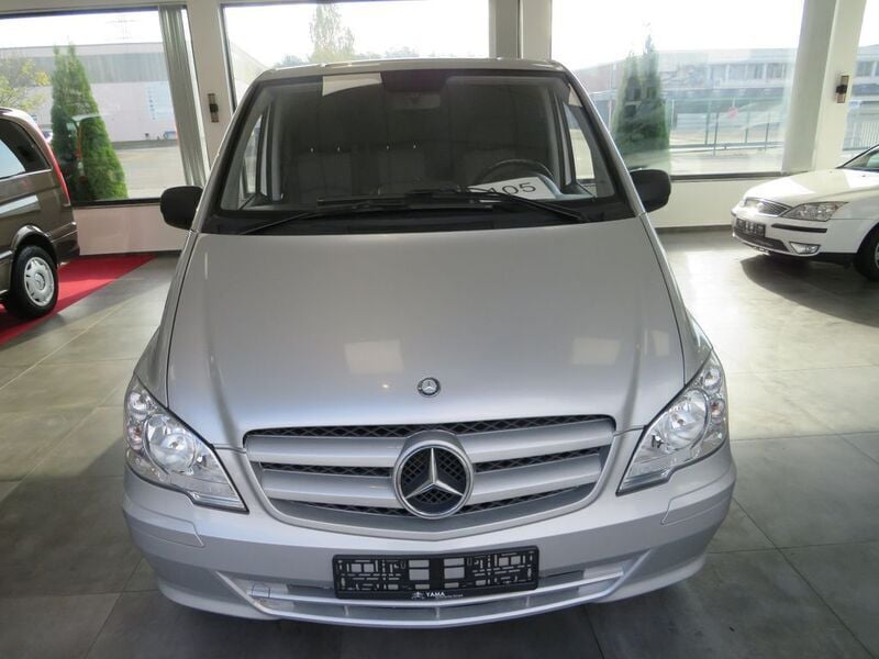 Gebraucht Mercedes Vito 95 PS (69 kW) 2011 Silber Van