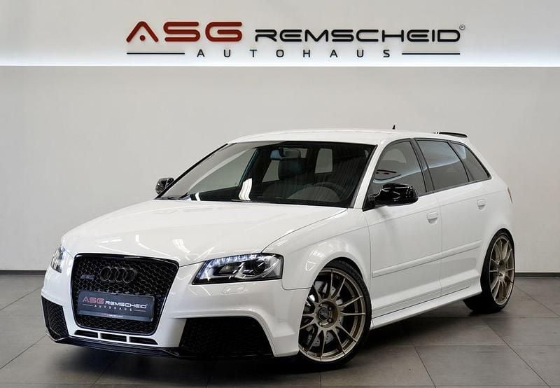 Weiß Gebraucht 2012 Audi RS3 Sportback Sport Kleinwagen | 33.800 € (Fairer Preis) - Bild 1/4