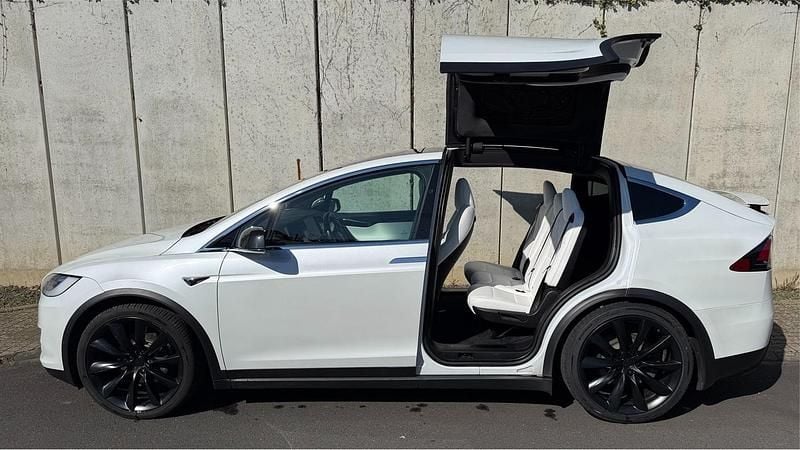 Gebraucht Tesla Model X 419 kW (570 PS) 2020 Weiß SUV