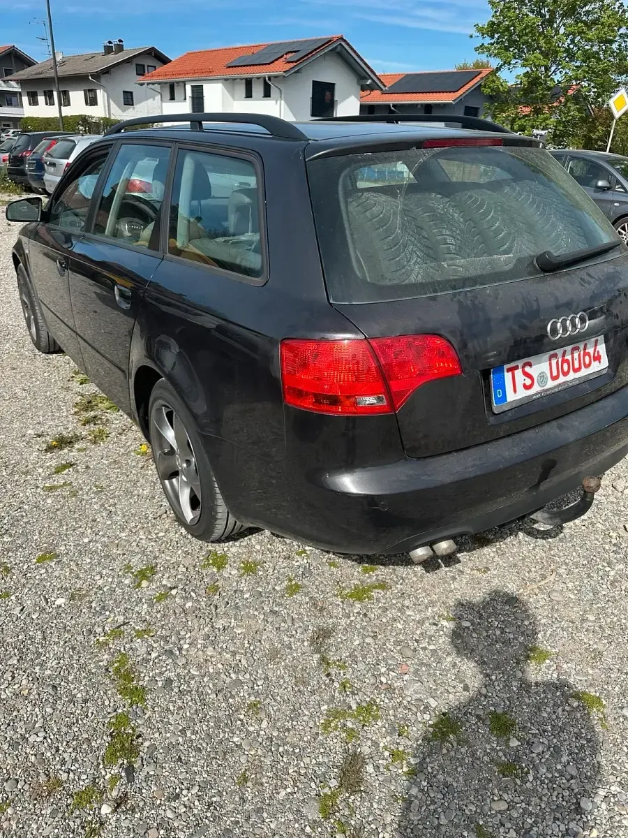 Gebraucht Audi A4 70 PS (51 kW) 2007 Blau Kleinwagen