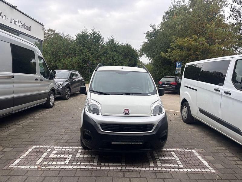 Weiß Gebraucht 2021 Fiat Fiorino Van | 9.890 € (Guter Preis) - Bild 1/4