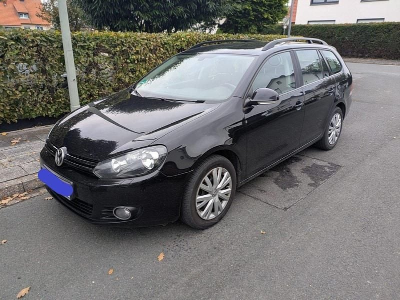 Schwarz Gebraucht 2013 VW Golf VI Trendline Kombi | 3.850 € (Guter Preis) - Bild 1/4