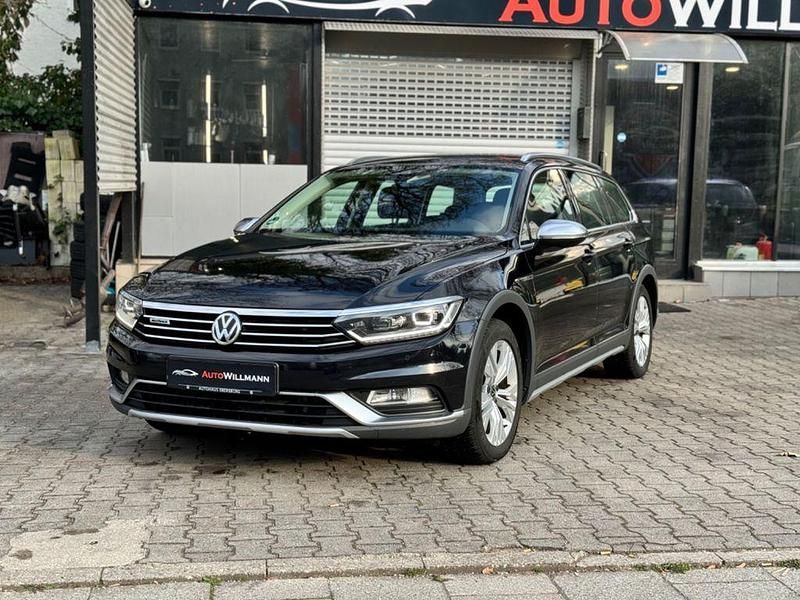 Gebraucht VW Passat Alltrack 239 PS (175 kW) 2019 Schwarz Kombi