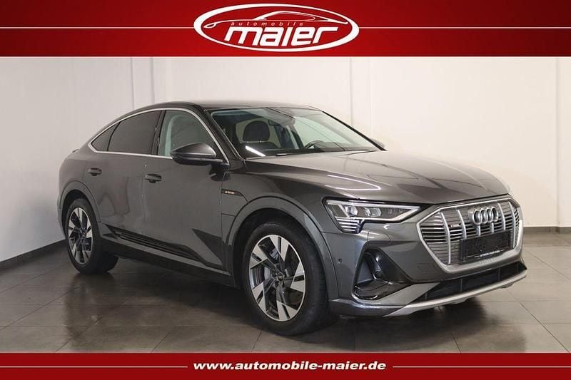 Grau Gebraucht 2022 Audi e-tron S-Line SUV | 32.400 € (Superpreis) - Bild 1/4